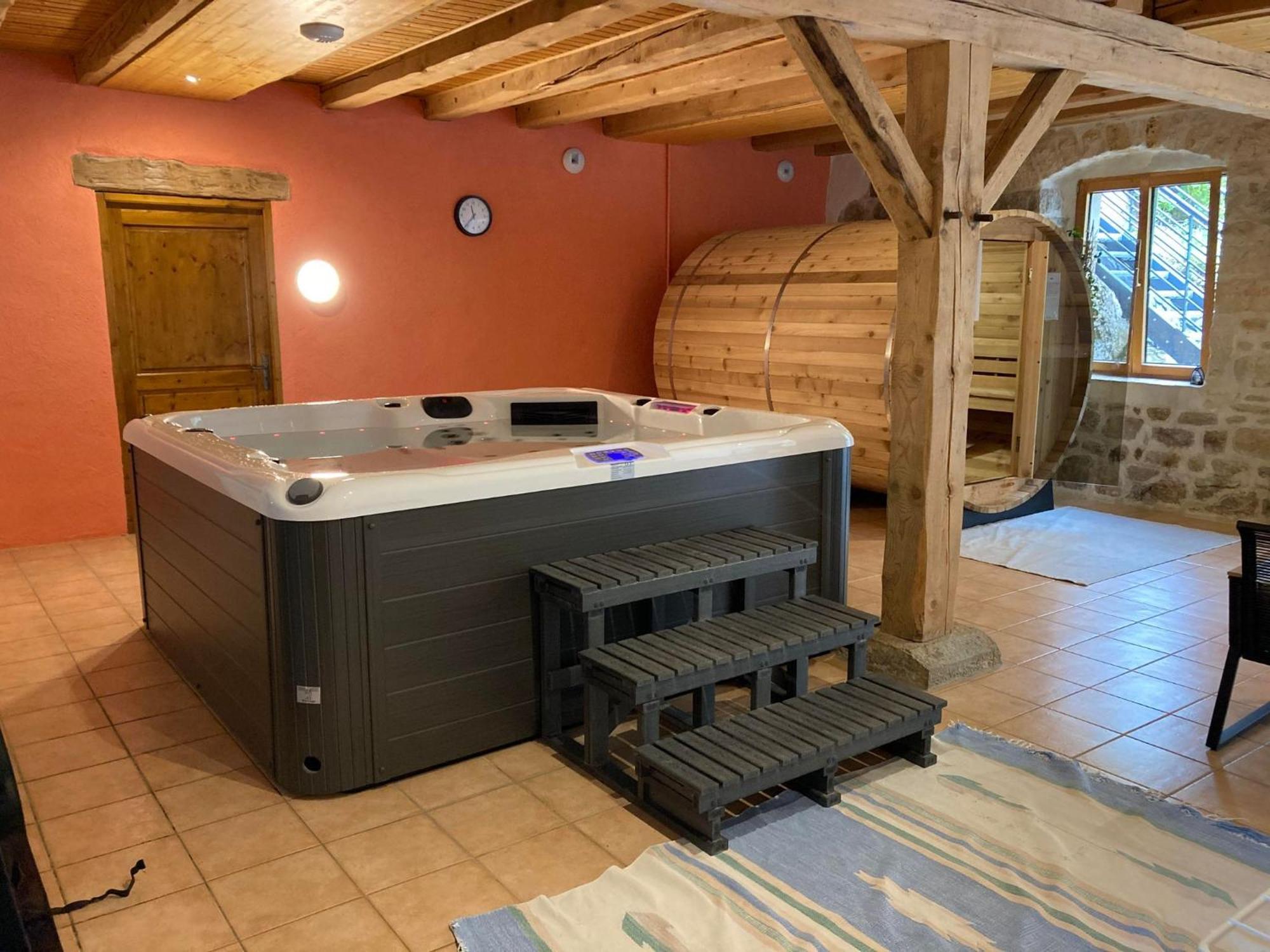 Le Moulin Des Oyes Bed & Breakfast Censeau Exterior photo